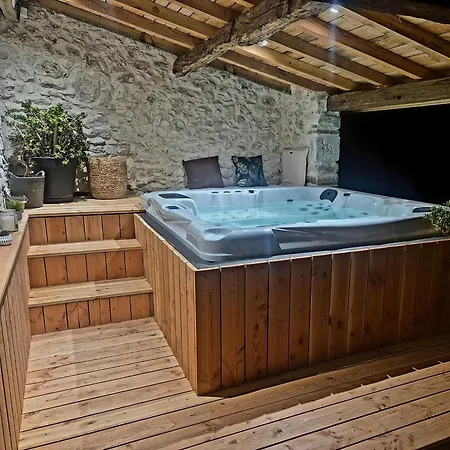 Adorable Avec Jacuzzi Privatif Apartment